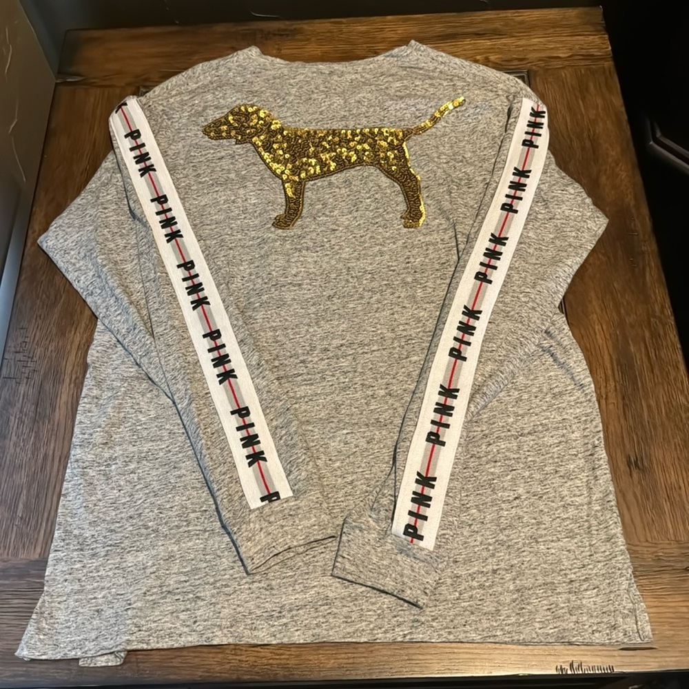 Pink VS Gray Cotten Long Sleeve. Women’s‎ Small